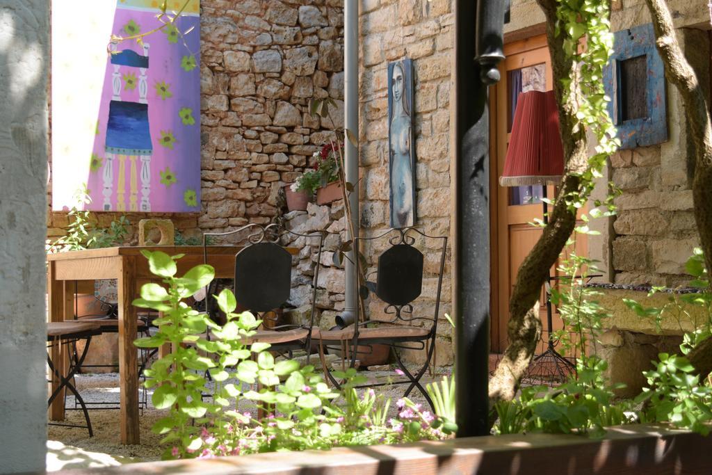 Kamene Price Rooms, Music And Food Bale Luaran gambar
