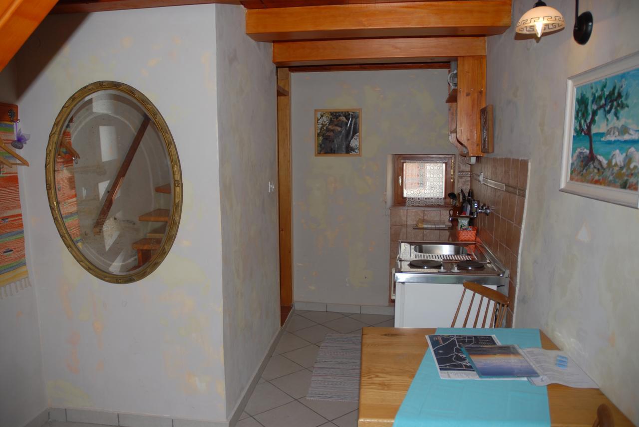 Kamene Price Rooms, Music And Food Bale Luaran gambar